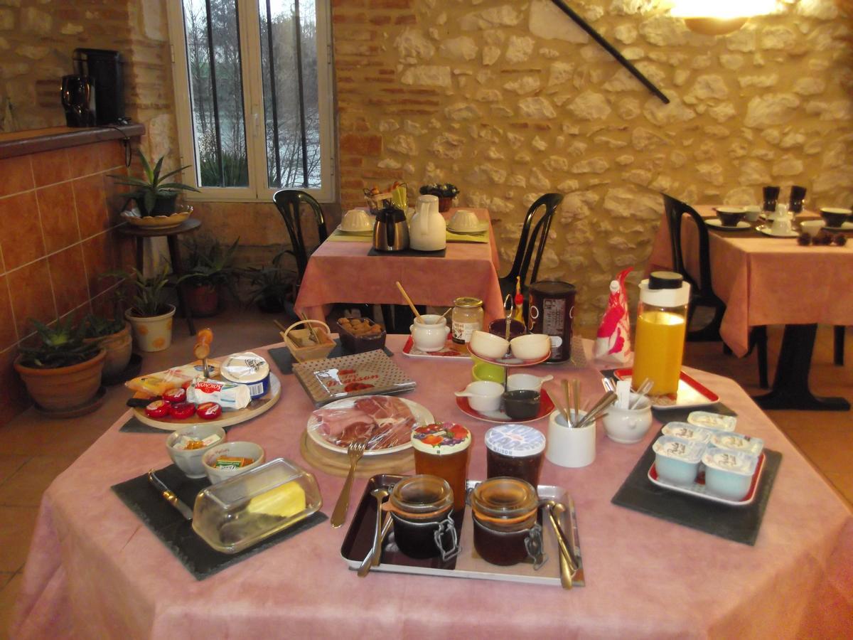 Chambres D'Hotes Moulin De Rigoulieres Saint-Sylvestre-sur-Lot Bagian luar foto